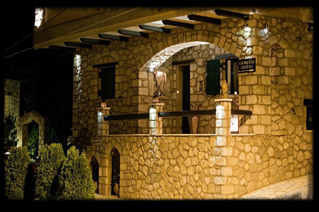 Camelia Suites Synikia Mesi Trikalon Номер фото
